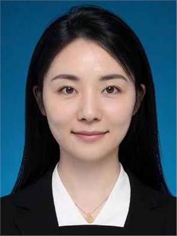 屈艷