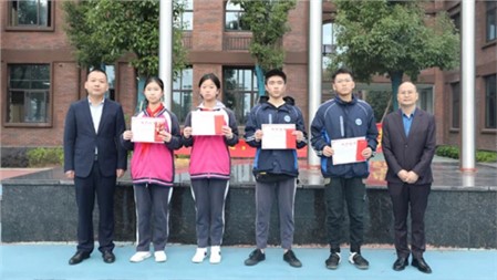 這一刻，你們閃耀郡園｜郡華學(xué)校微周刊（10.26—10.31）