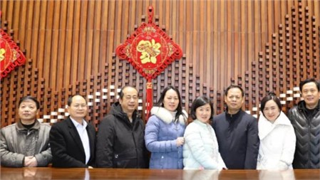 岳陽郡華學(xué)?！狸柺忻褶k教育的一張新名片?