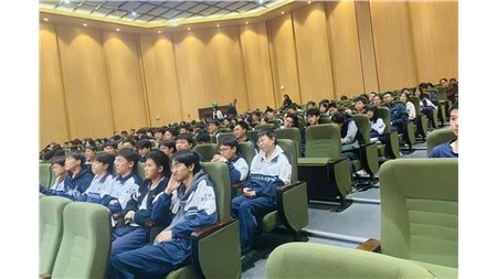 追光而遇，沐光而行|高二年級十月聯(lián)考表彰大會