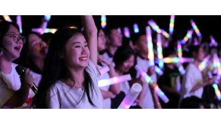 “夏”一站，青春不說再見！